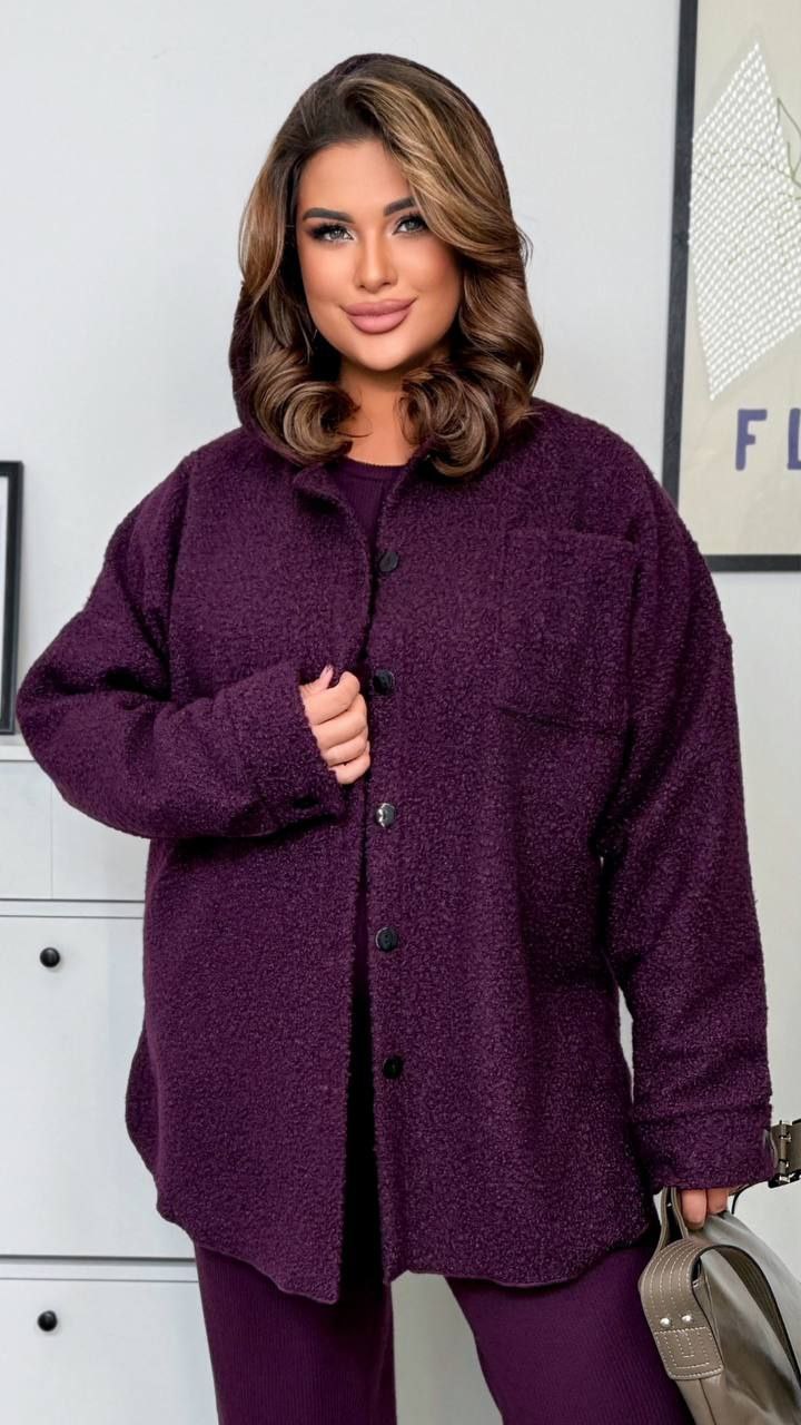 АКція Сорочка 
Тканина : баранчик  на флісі ( гарно тягнеться )
Довжина  : 84 см
Довжина рукава : 80 см .
Тепла сорочка на холодну пору , на ґудзиках , з капюшоном