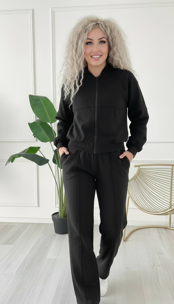 Костюм у стилі Zara 🌸🌸🌸
Тканина : замш
Кольори: моко, чорний, бордовий, графітовий, шоколад,