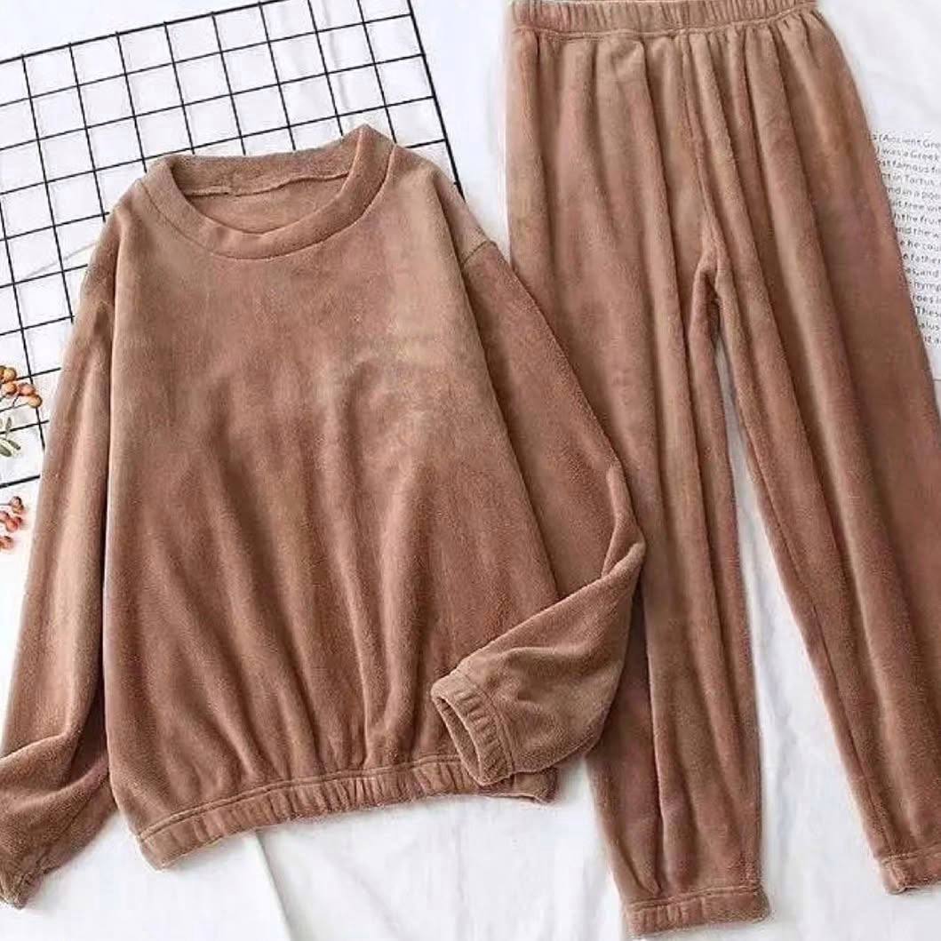 Мякенькі та затишні піжами
- сірий, джинс, бордо, мокко, білий, електрик, беж, барбі
Тканина: Двохстороння Махра