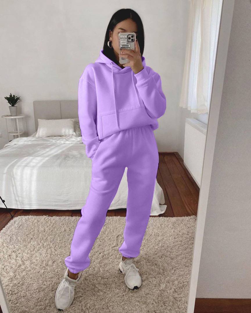 чорна п.ятниця
костюм тринитка на флісі