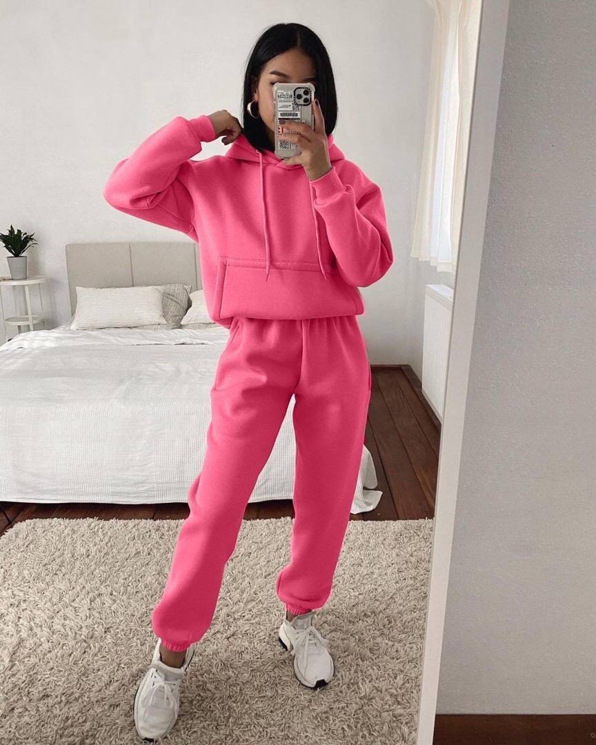 чорна п.ятниця
костюм тринитка на флісі