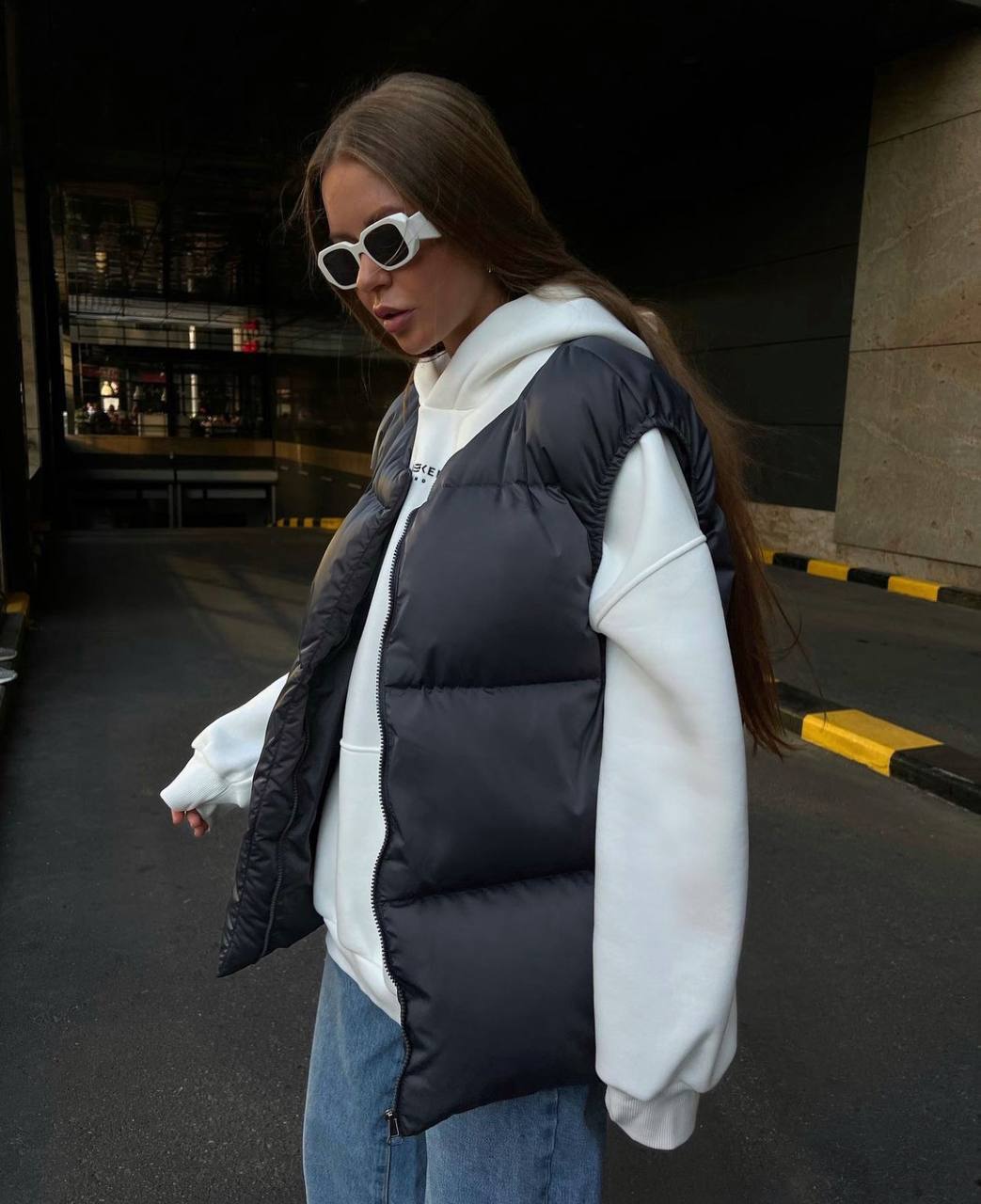 Суперрозпродаж Жилетка стьобана
🔝СуперАкційна Ціна🔝
Кольори: Барбі, Електрик, Чорний, Графіт
➡️Мод. 4040
➡️Розміри: 42/44, 46/48
➡️Тканина: якісна плащівка Еммі, наповнена густим сінтепоном (200 )
Артикул: GARNA-906940