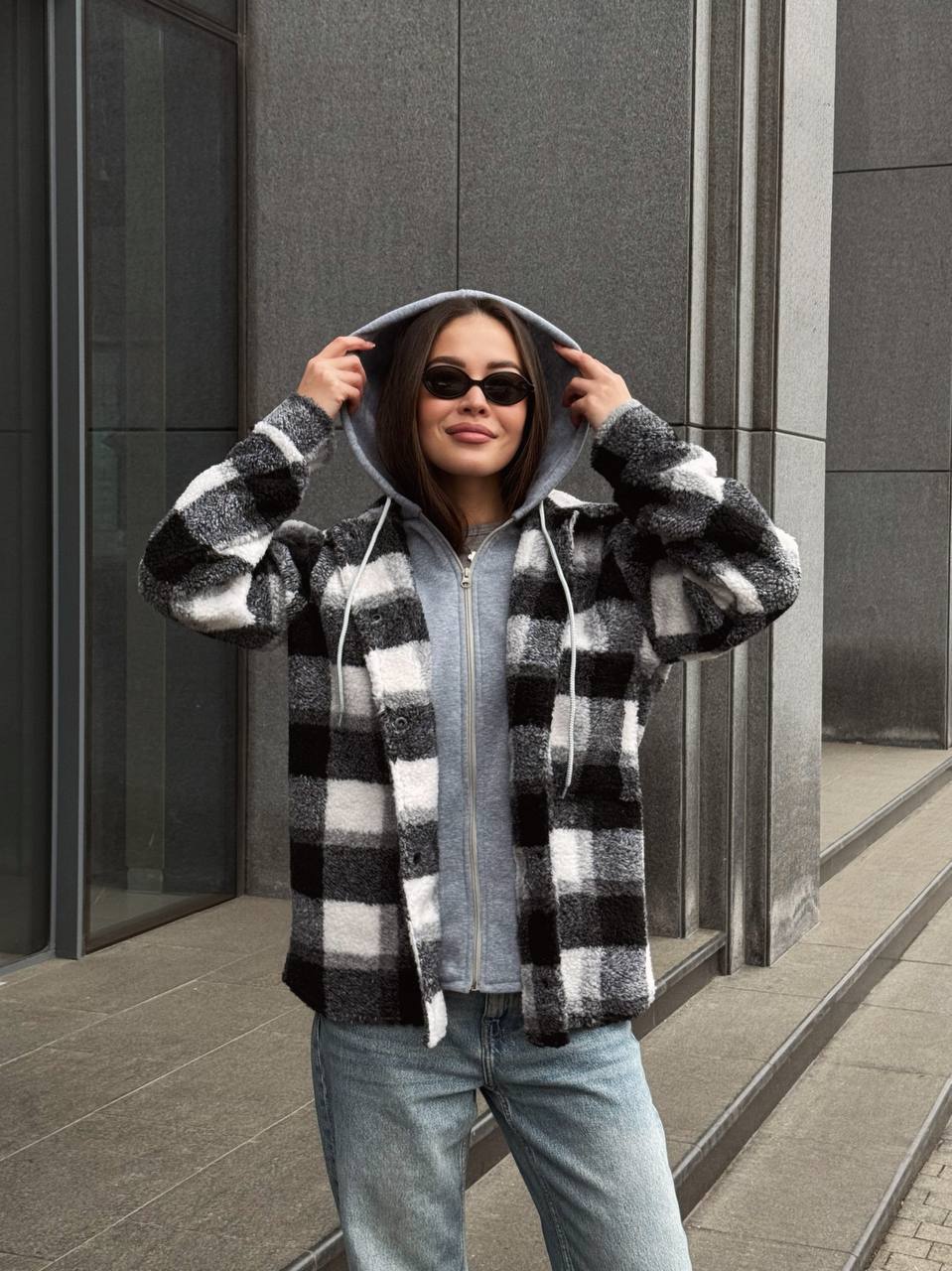 Суберціна Сорочка
🔥Суперові теплі сорочки🔥
Дуже кльові, вшитий капюшон😍
➡️Мод. 4216
➡️Тканина: букле на вовні (утеплена)
➡️Довжина виробу 68см норма/
75см батал
Перший розмір ОГ до 105см
Другий розмір ОГ до 120
Артикул: GARNA-343854