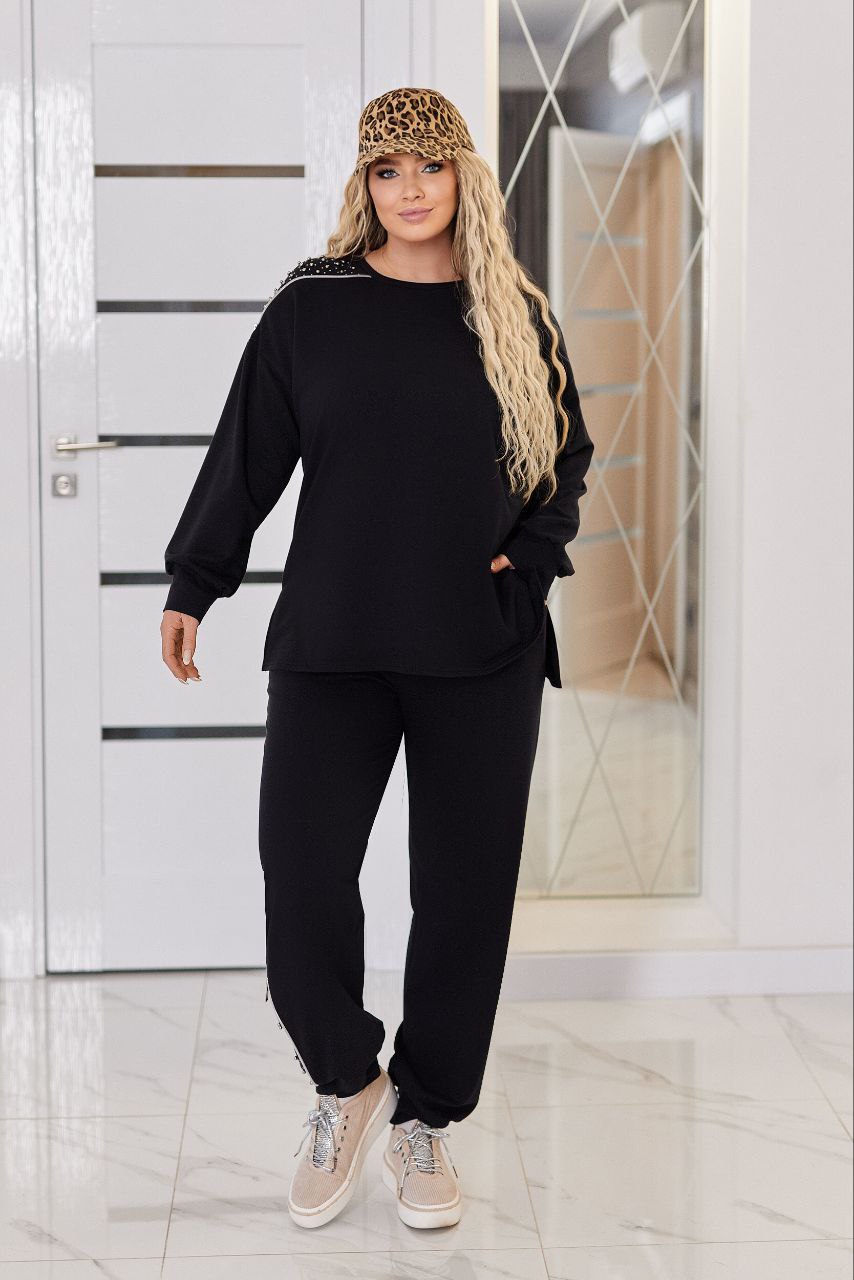 ЗНИЖКИ Костюм двонитка
Костюм 317 вд
Тканина:
Тканина:
Двухнитка гарної якості +  прикраса з стразами та перлинами..
Артикул: GARNA-168754